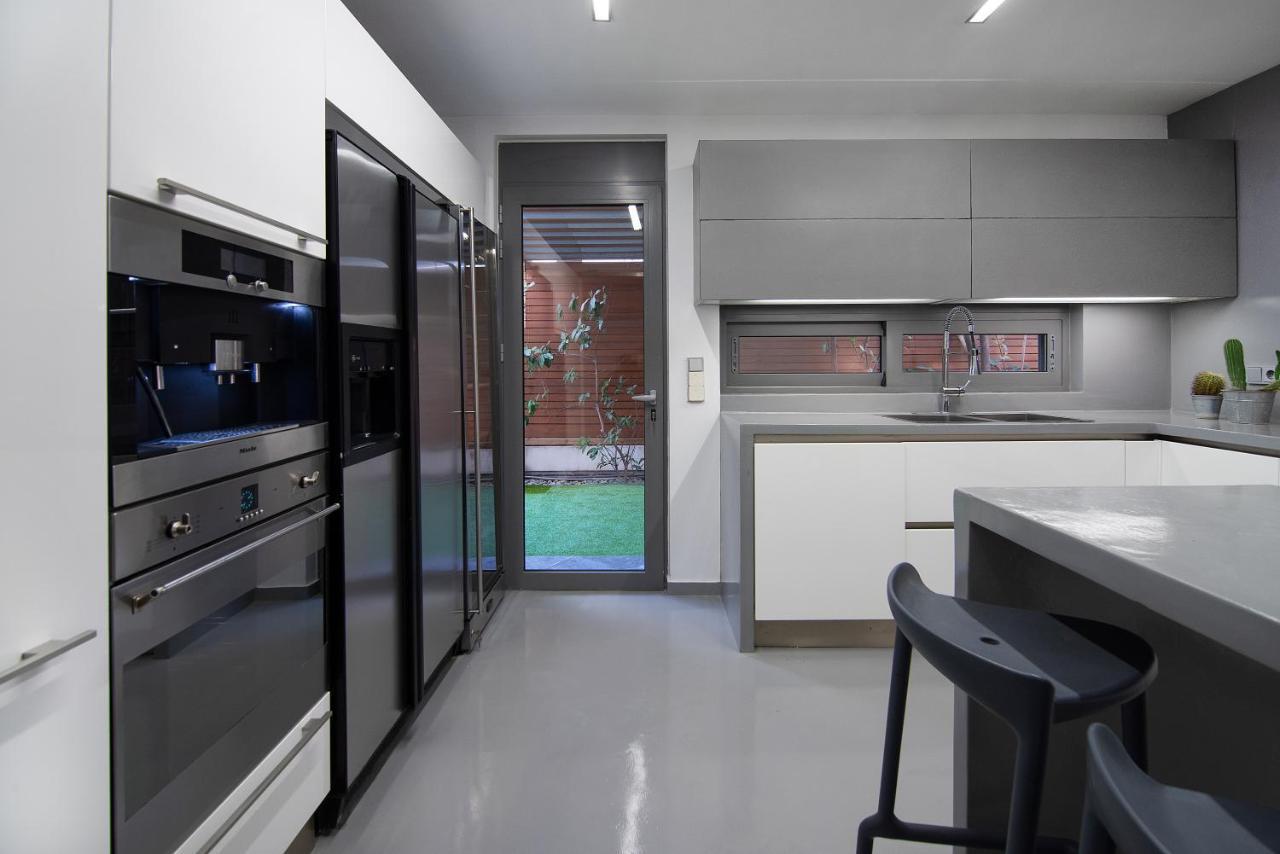فيلا Elegant And Private Living By Neuvel أثينا المظهر الخارجي الصورة